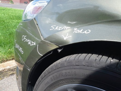 A Touch of Paint Collision & Custom Image